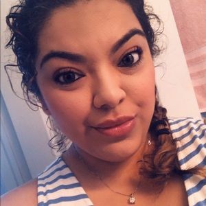 Meet your Posher, Savannah